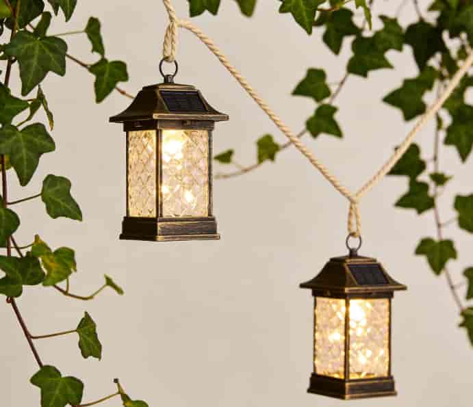 Solar powered outdoor string lights